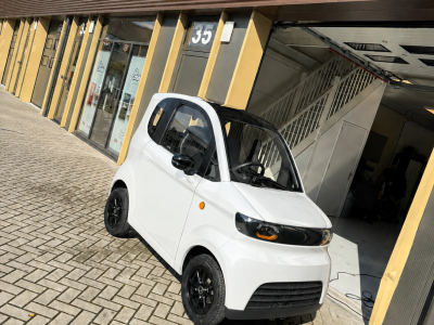 Voltino XS wit rijbewijsvrije scootmobiel