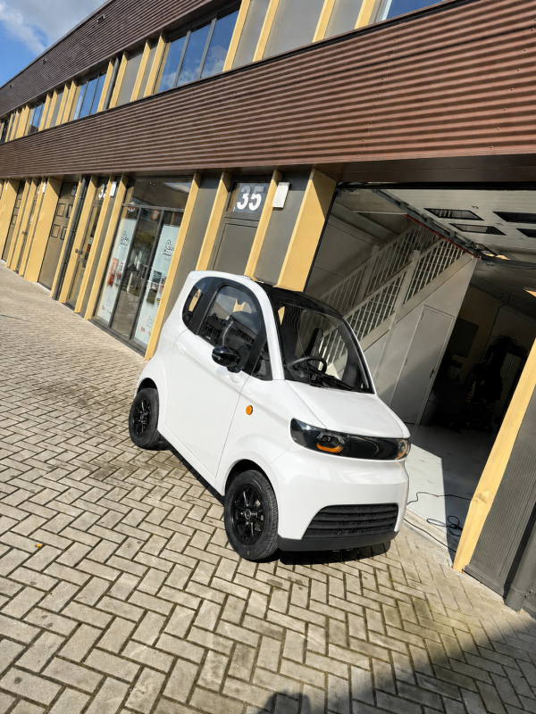 Voltino XS wit rijbewijsvrije scootmobiel