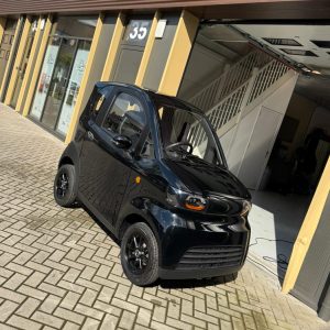 Voltino XS glanszwart rijbewijsvrije scootmobiel