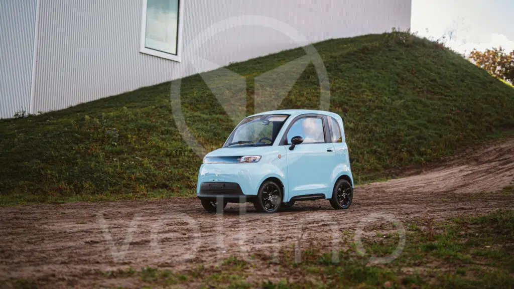 Voltino Urban elektrische brommobiel citycar arctic bleu