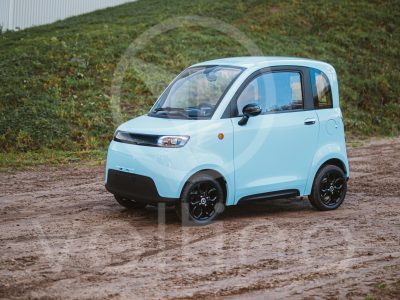 luxe elektrische citycar met airco en leren interieur