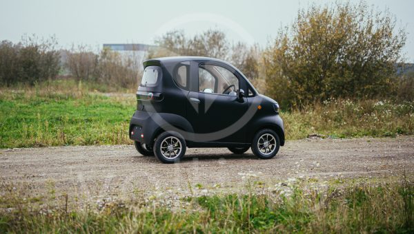 Voltino XS matzwart rijbewijsvrije scootmobiel