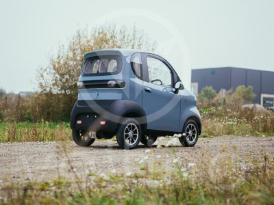 Overdekte scootmobiel rijbewijsvrij nardo grey