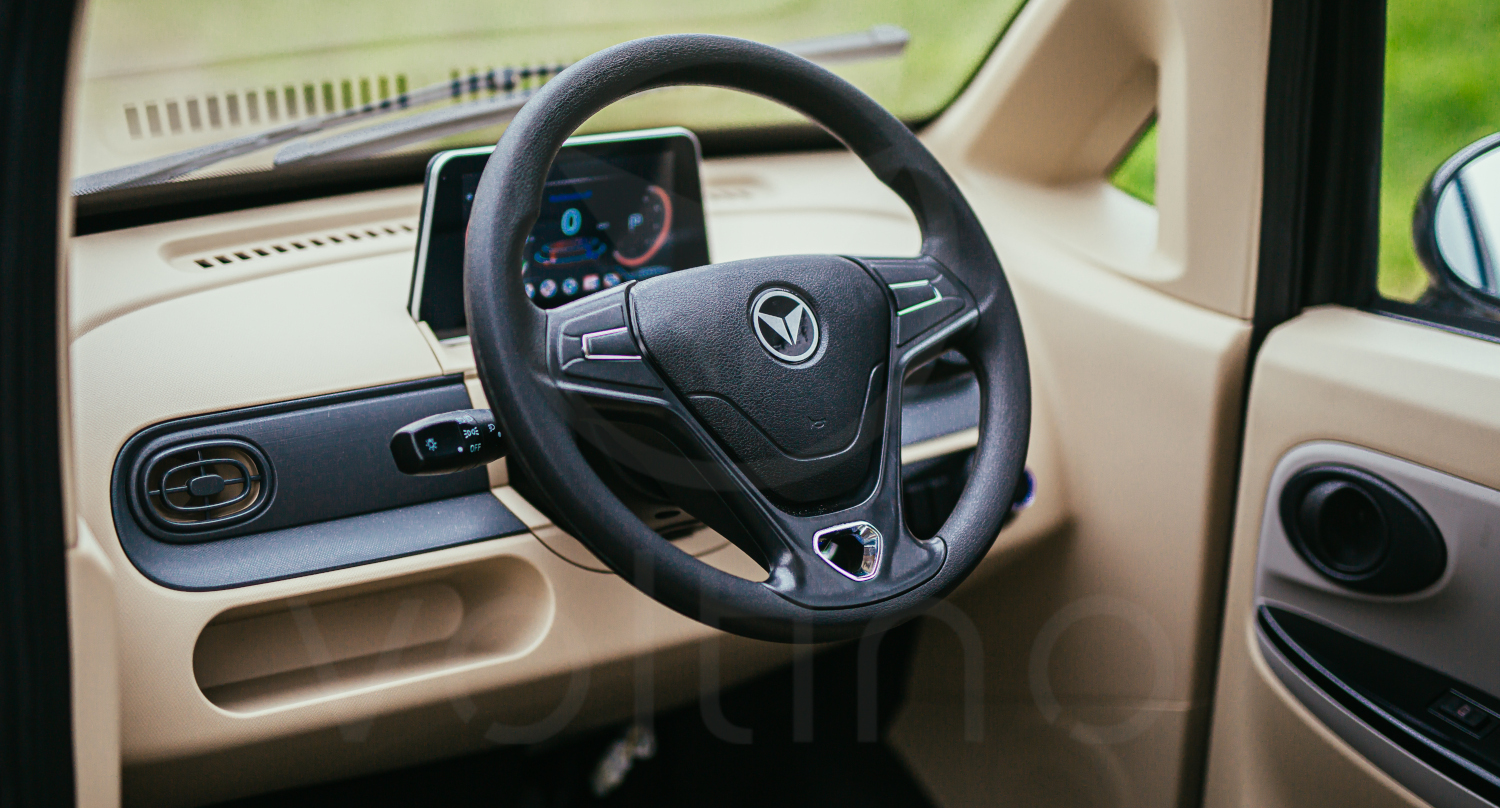 overdekte-scootmobiel-voltino-xs-interieur.jpg